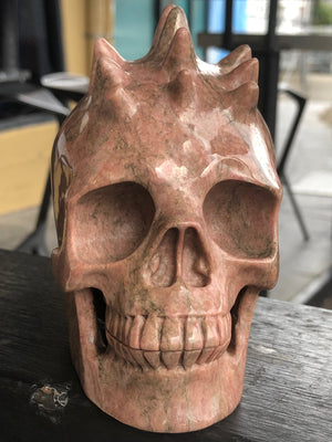 Rhodonite Spiky Mohawk Skull [1k1294]